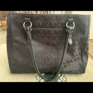 Micheal Kors black handbag